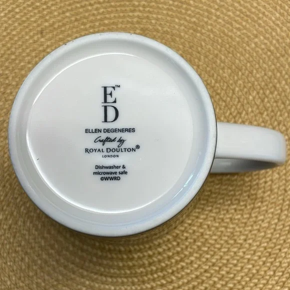 ROYAL DOULTON | Ellen Degeneres | Owl | “ Owl you need is love & kindness” | Mug - Picture 6 of 12